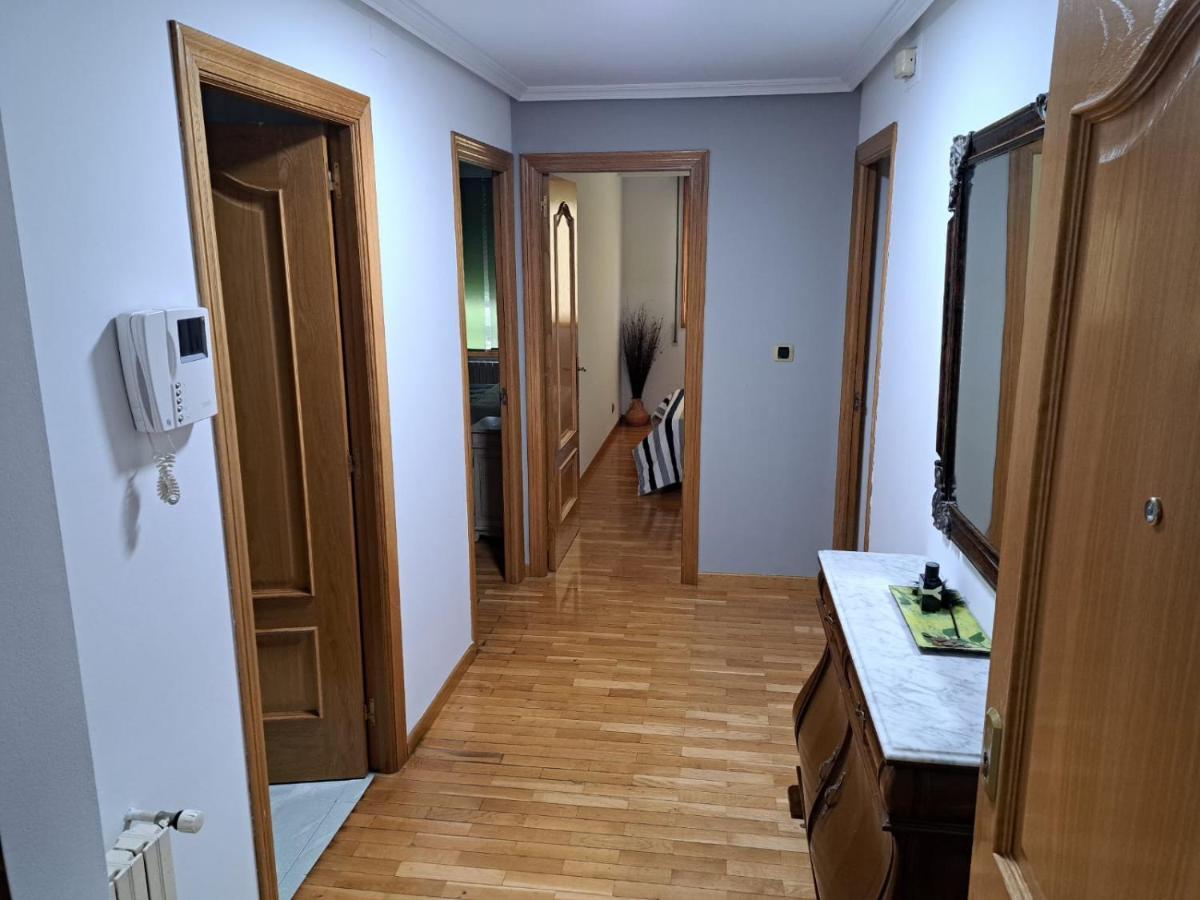 Piso Millenium Apartment Ourense Exterior photo