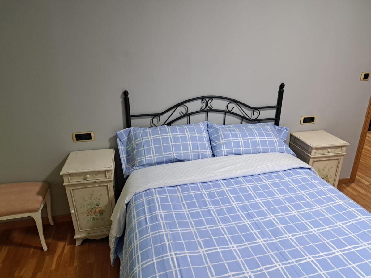 Piso Millenium Apartment Ourense Exterior photo